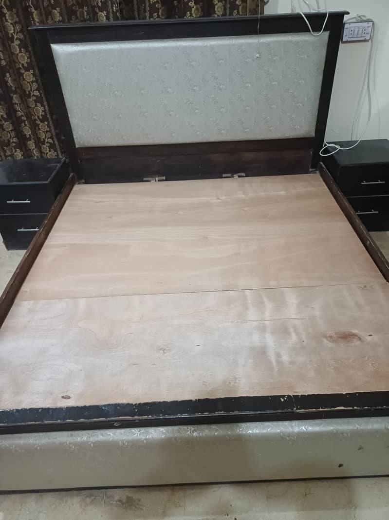 King Size Bed 3