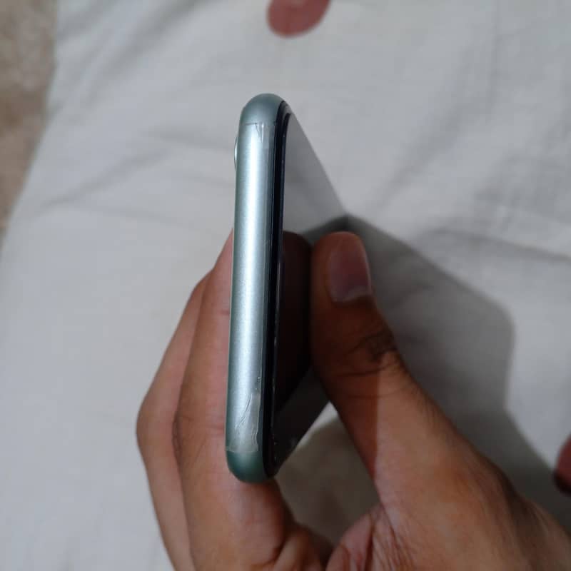 Apple iPhone 11 1