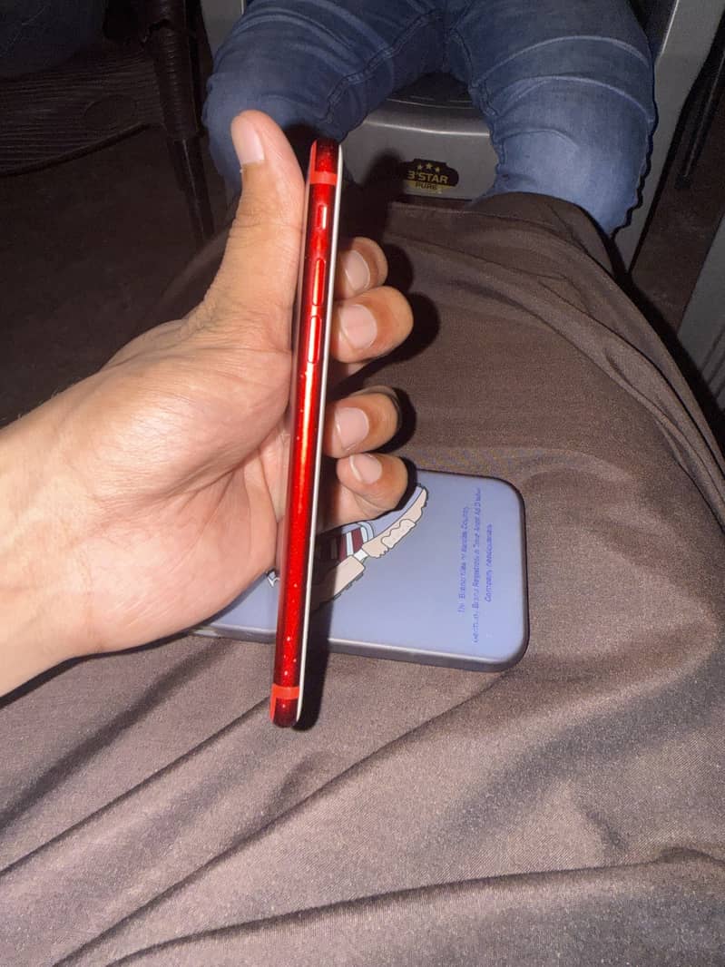 Apple iPhone 7 2