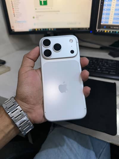 Apple iPhone 17 Pro