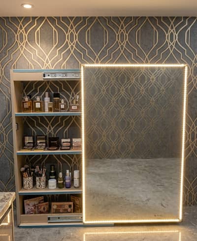 Modern Floating LED Mirror Cabinet / Makeup Vanity (whtsup03326037823