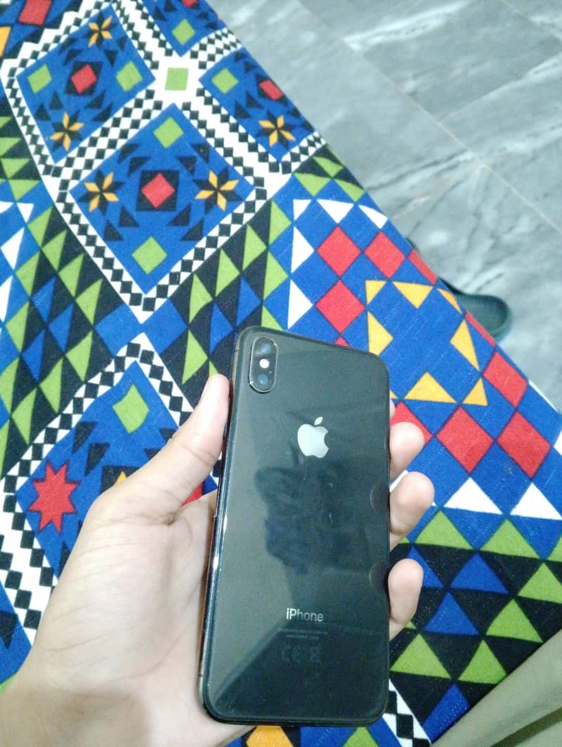 Apple iPhone X 0