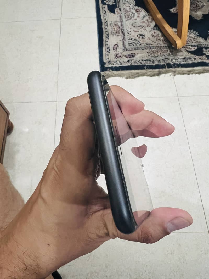 Apple iPhone 8 Plus 2