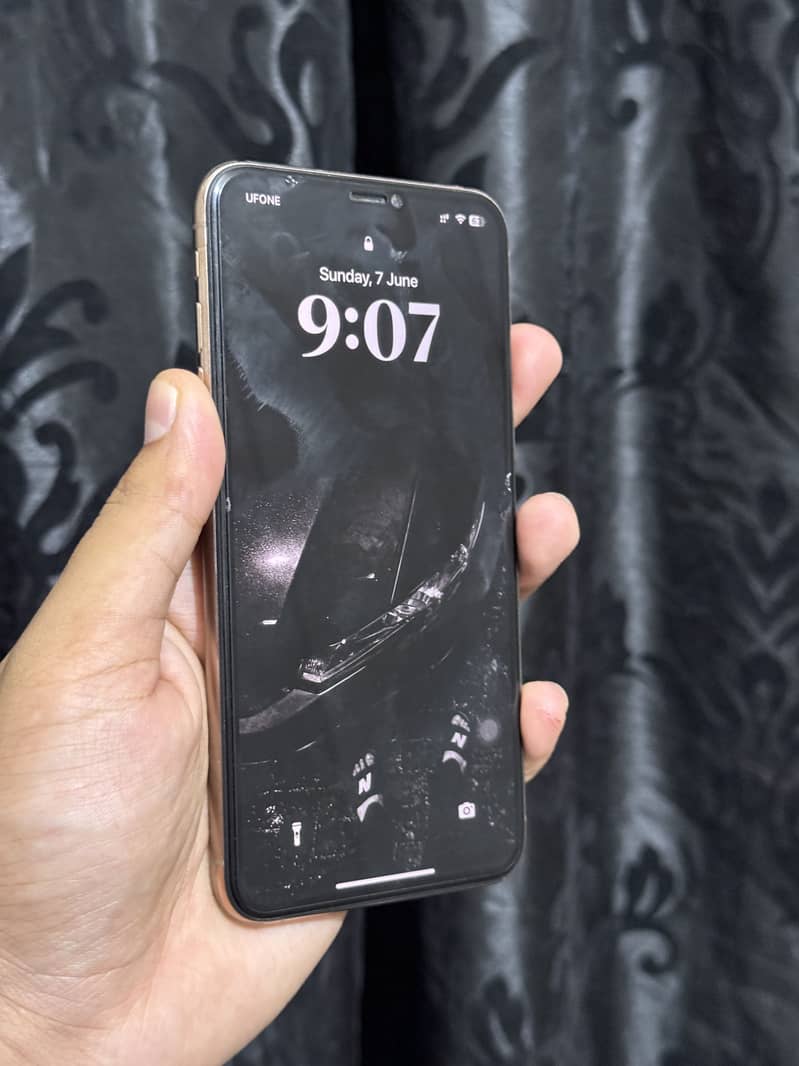 IPhone XS Max 1