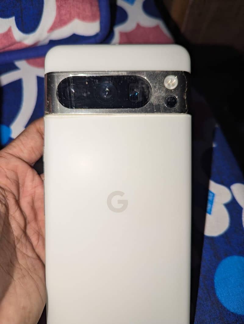 Google Pixel 8 Pro 3