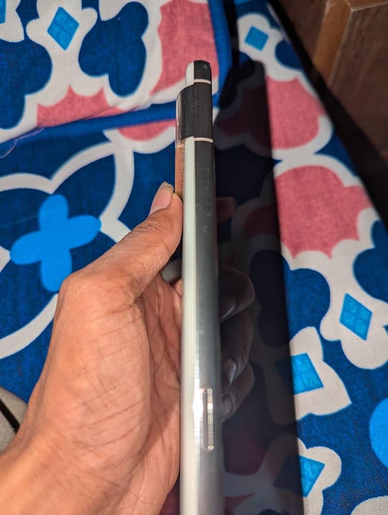Google Pixel 8 Pro 4