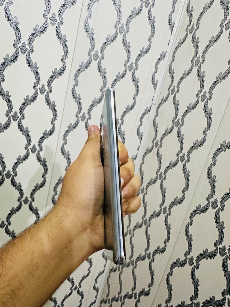 OnePlus 9 Pro 1