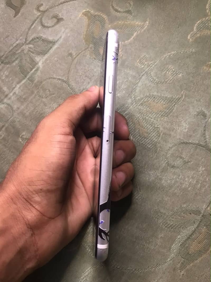 Apple iPhone SE 4
