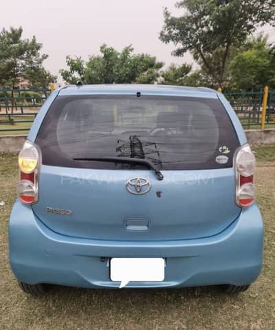 Toyota Passo 2012