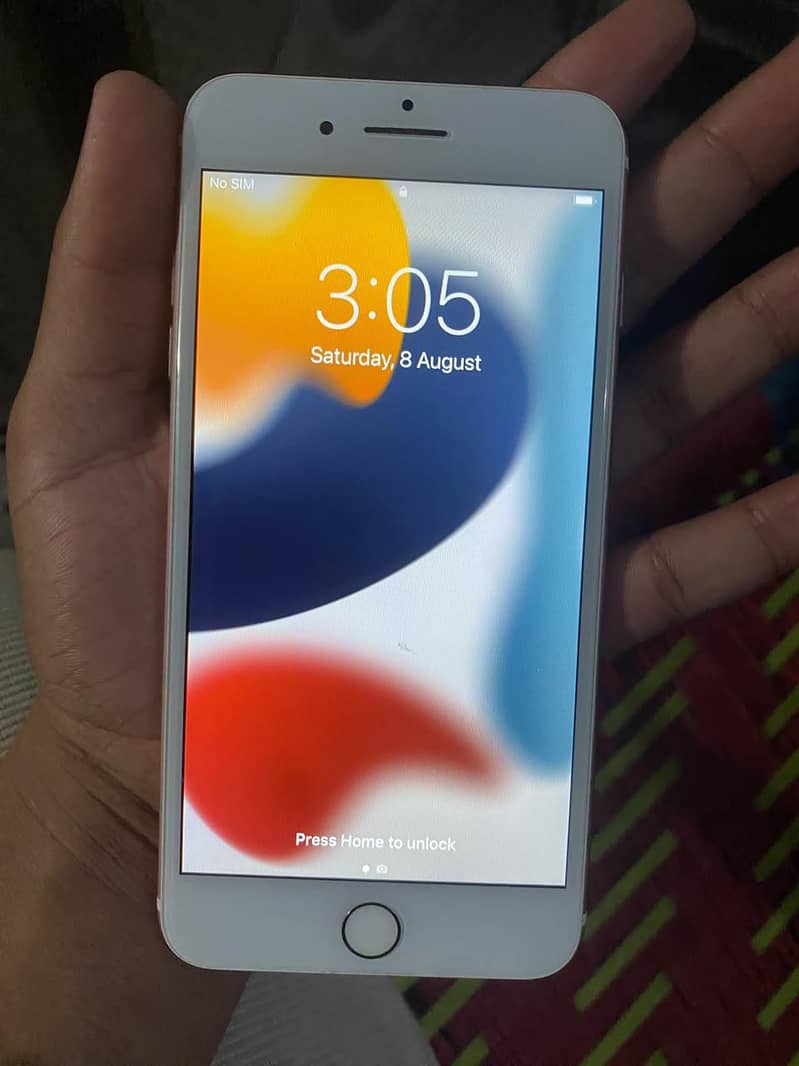 Apple iPhone 7 Plus 1