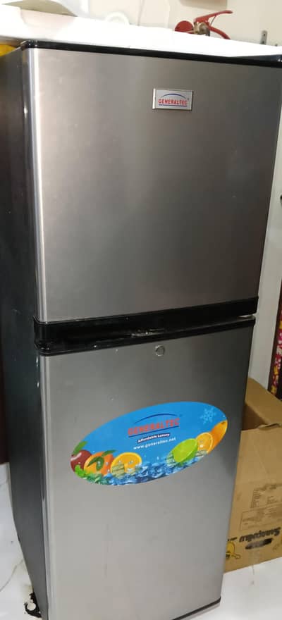 Generaltec Refrigerator