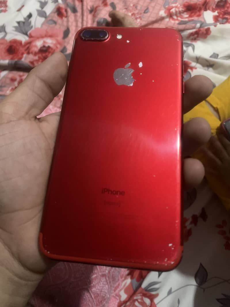 Apple iPhone 7 Plus 3