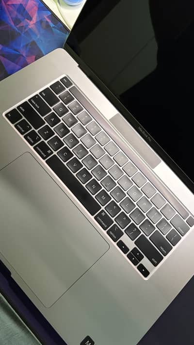 Macbook Pro 2019 16 Inches Touchbar 16GB 512GB