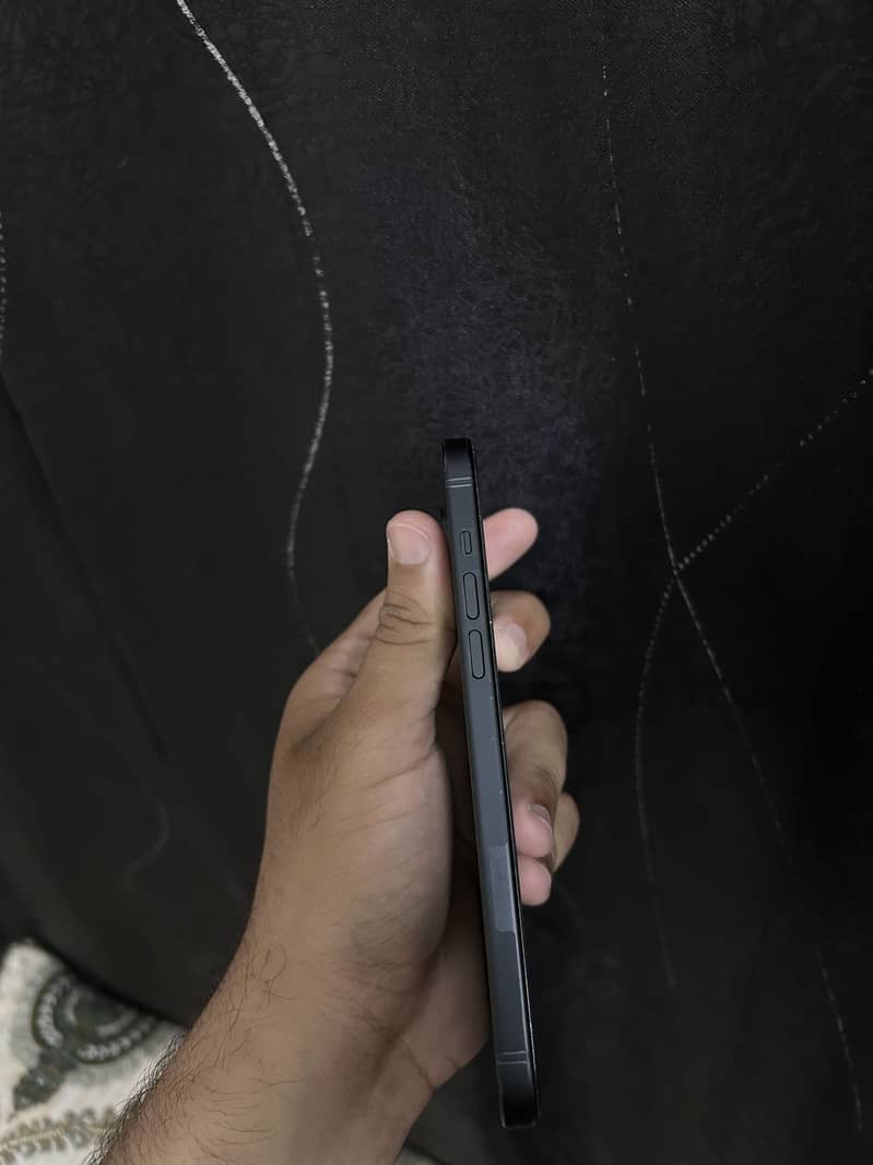 IPHONE 15 PLUS JV 2