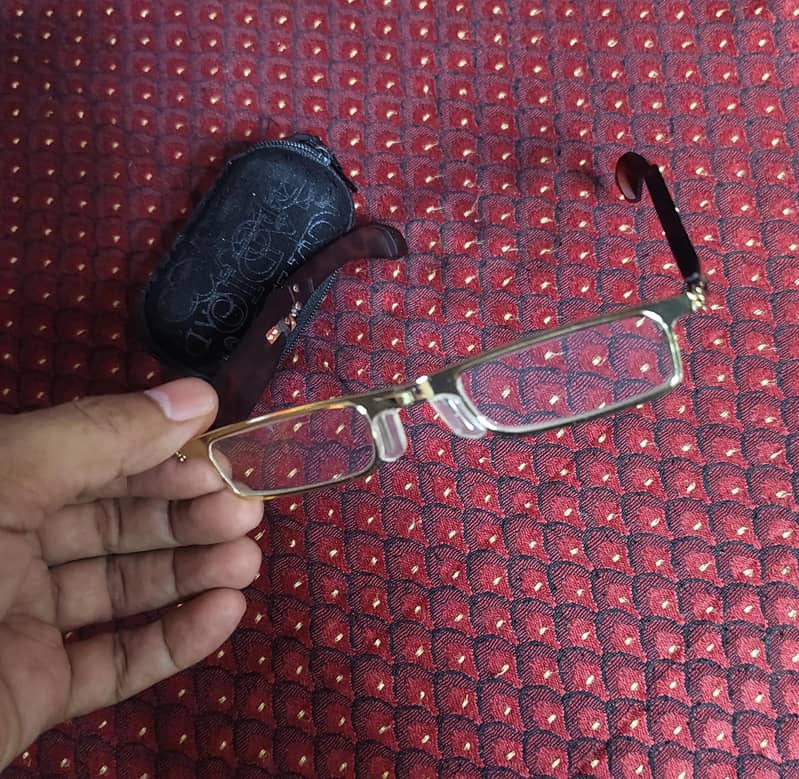 reading glasses 0