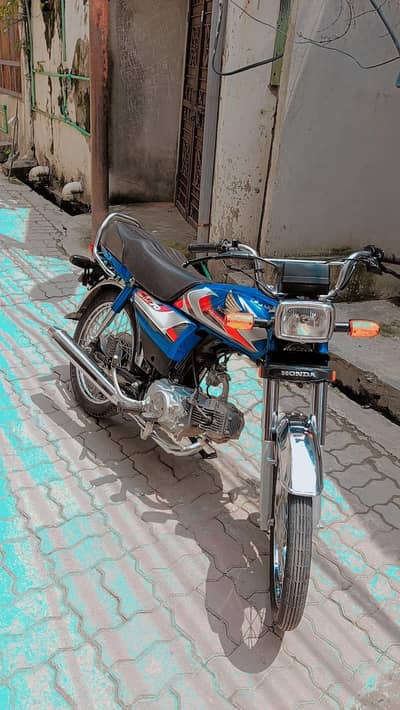 Honda CD 70c All Okk 10by 10 condition