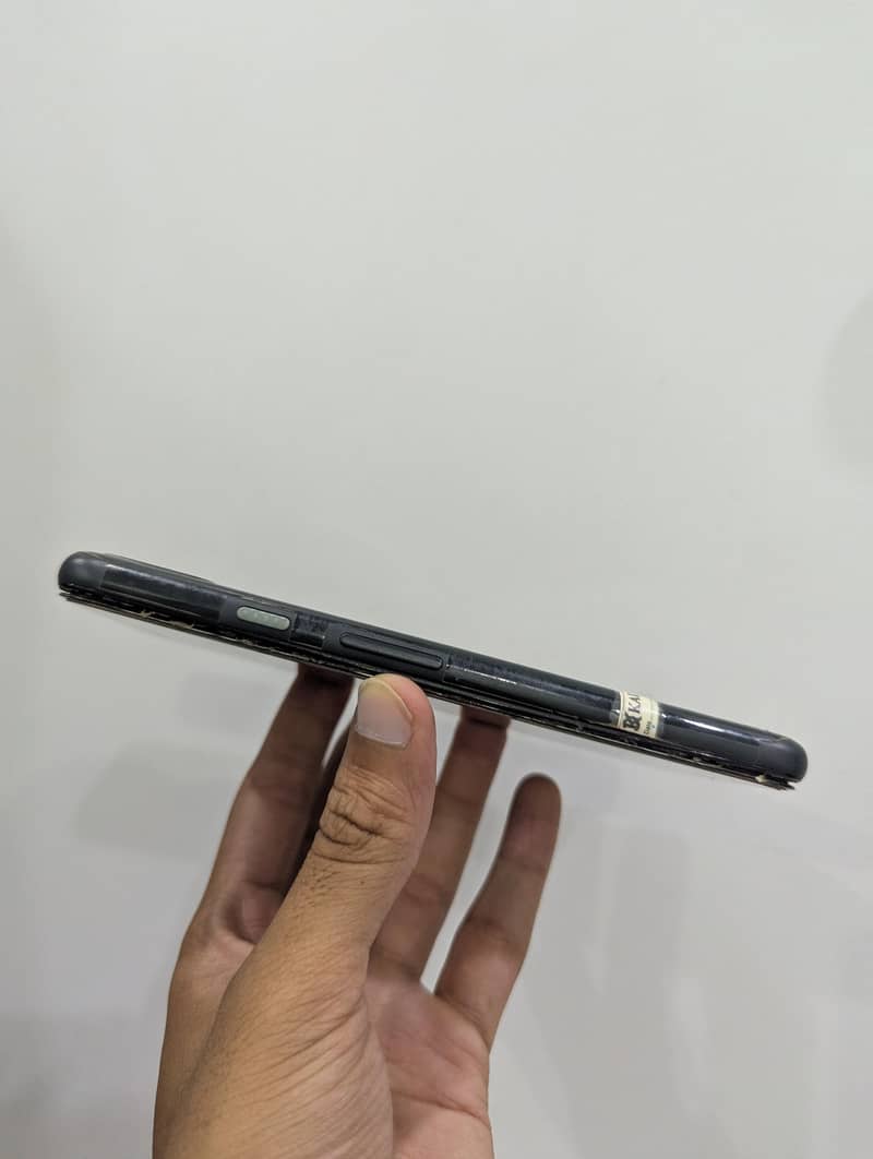 Google Pixel 5a 3