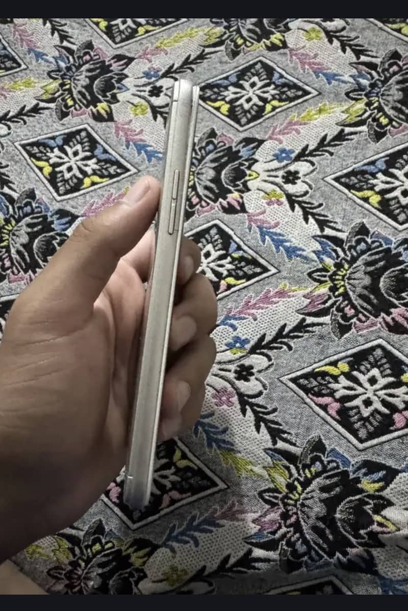 OPPO A57 3