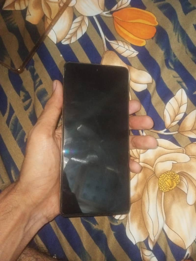 Tecno CAMON 30 1