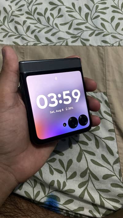 Motorola Razr 50