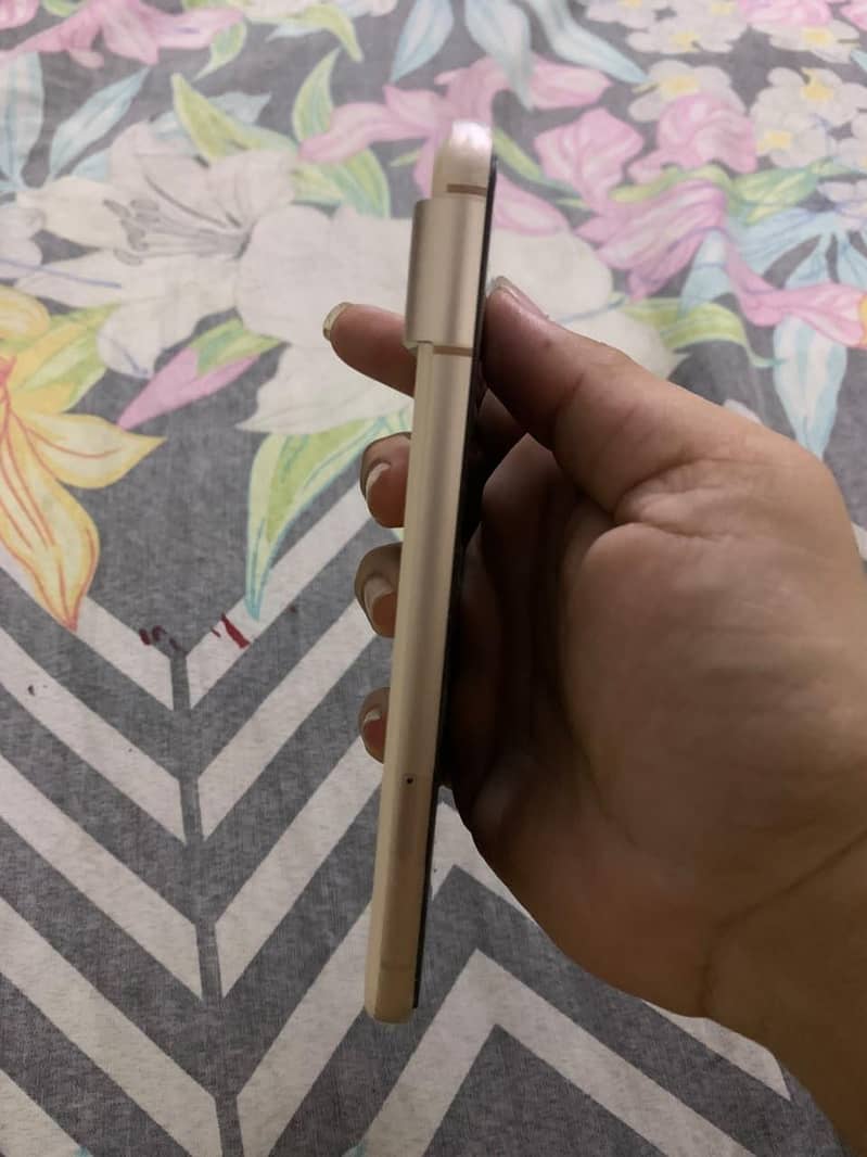 Google Pixel 8 2