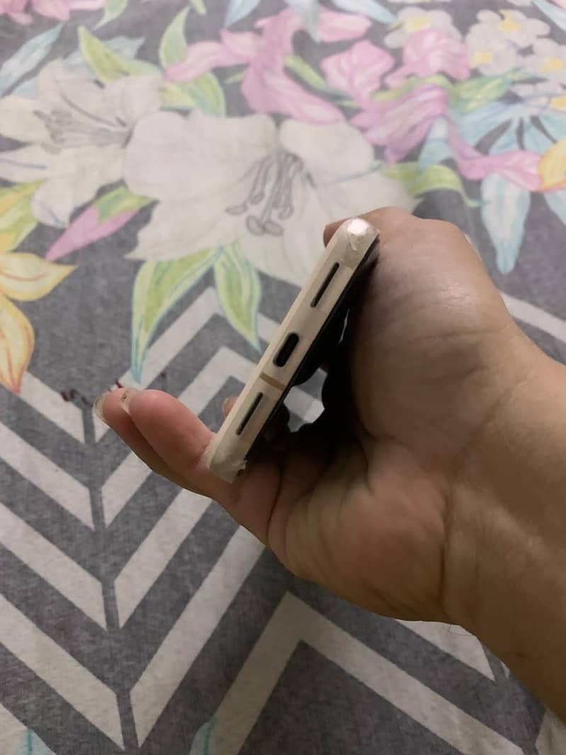 Google Pixel 8 3