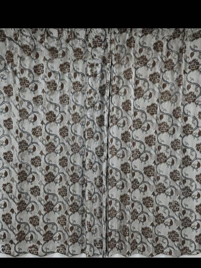 Curtains for sale( 4 curtains long lenght)