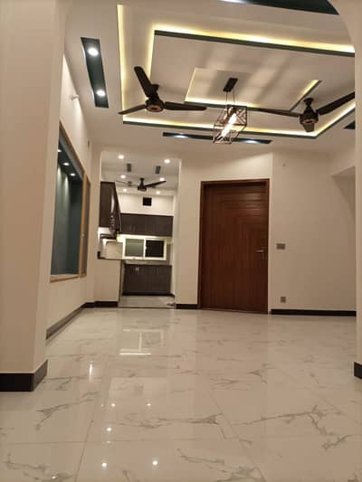 4 MARLA FULL INDEPENDENT HOUSE AVAILABLE FOR RENT IN MILITARY ACCOUNT SOCIETY ZAHIR VILLAS COLLEGE ROAD LAHORE
