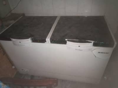 waves Fridge freezers in a Good condition