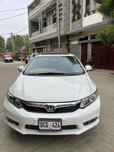 Honda Civic 2014 UG Top of the line