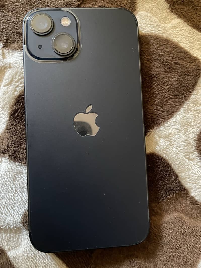 Apple iPhone 13 5