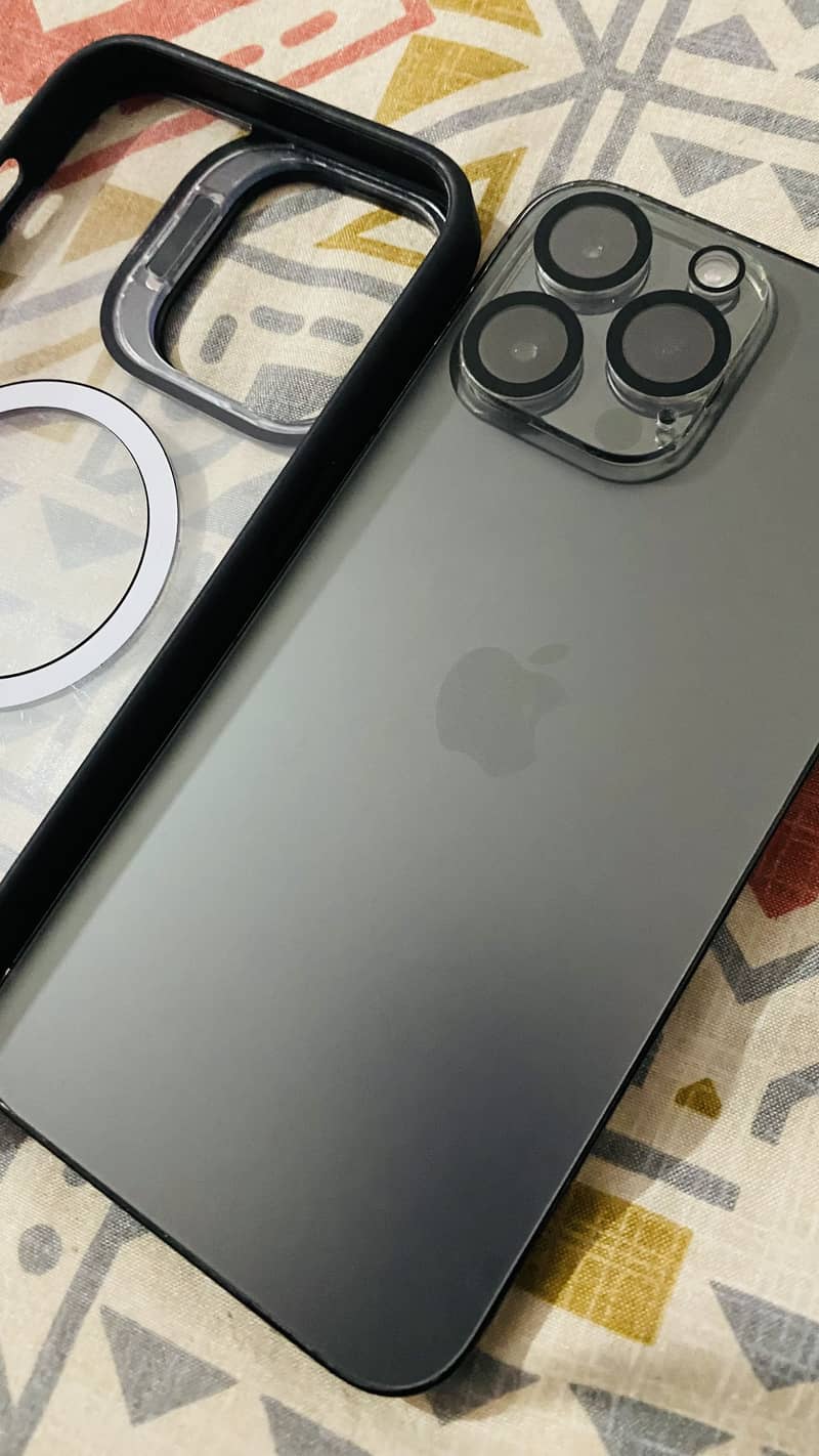 Apple iPhone 14 Pro Max 4