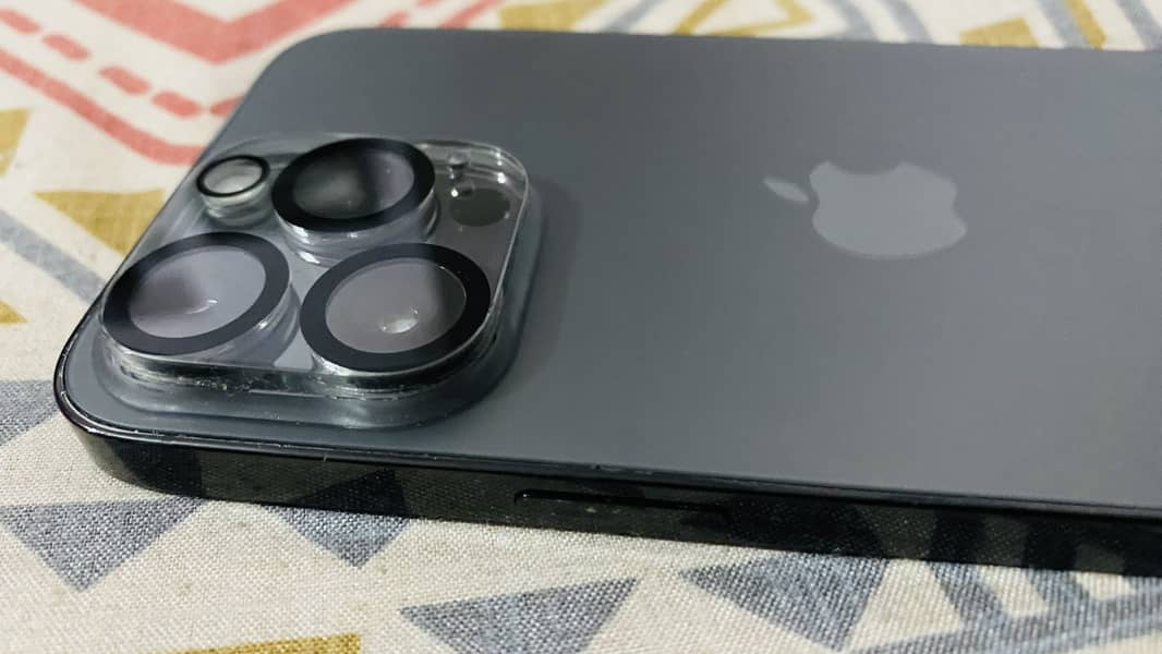 Apple iPhone 14 Pro Max 5