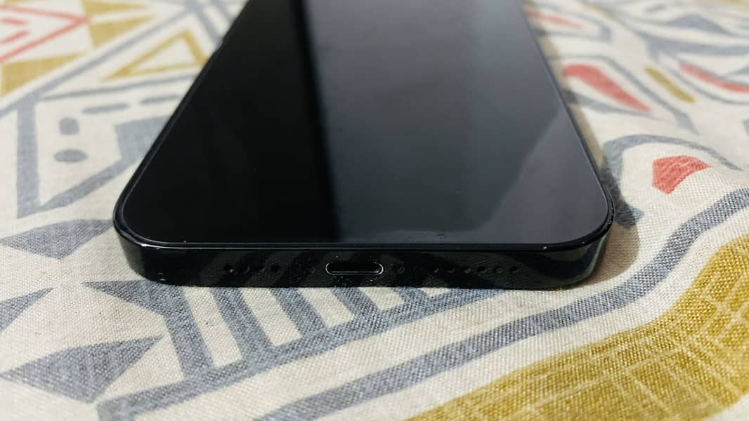 Apple iPhone 14 Pro Max 6