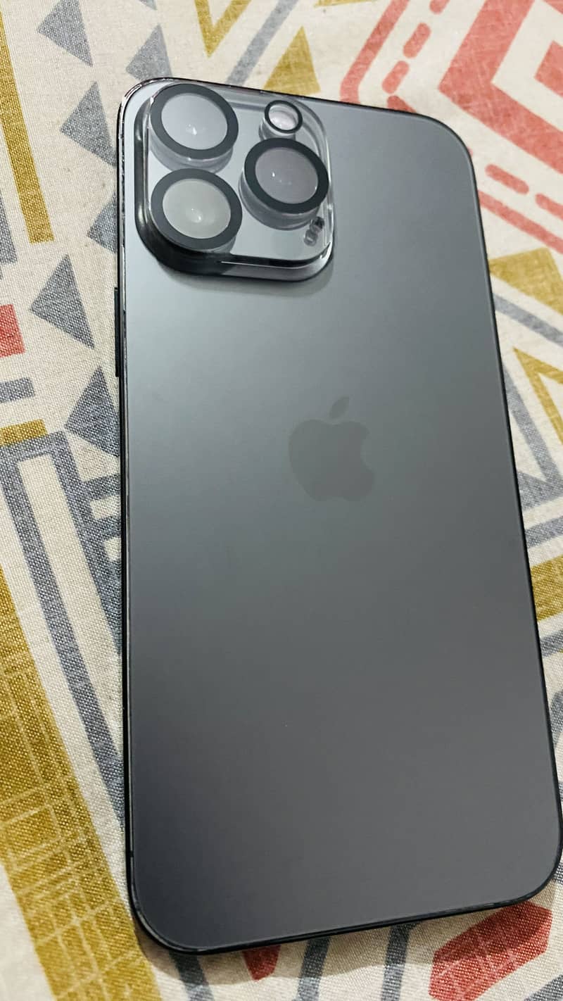 Apple iPhone 14 Pro Max 9