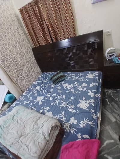 Used bed set
