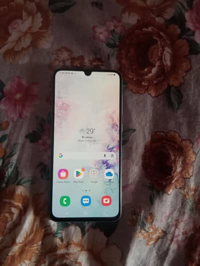 Samsung galaxy A70 non pta fix price 10k No Exchange