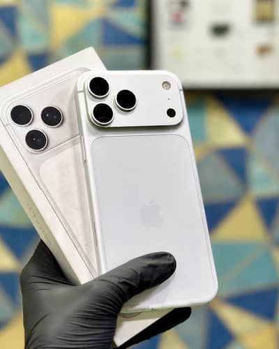 Apple iPhone 17 Pro Max FU