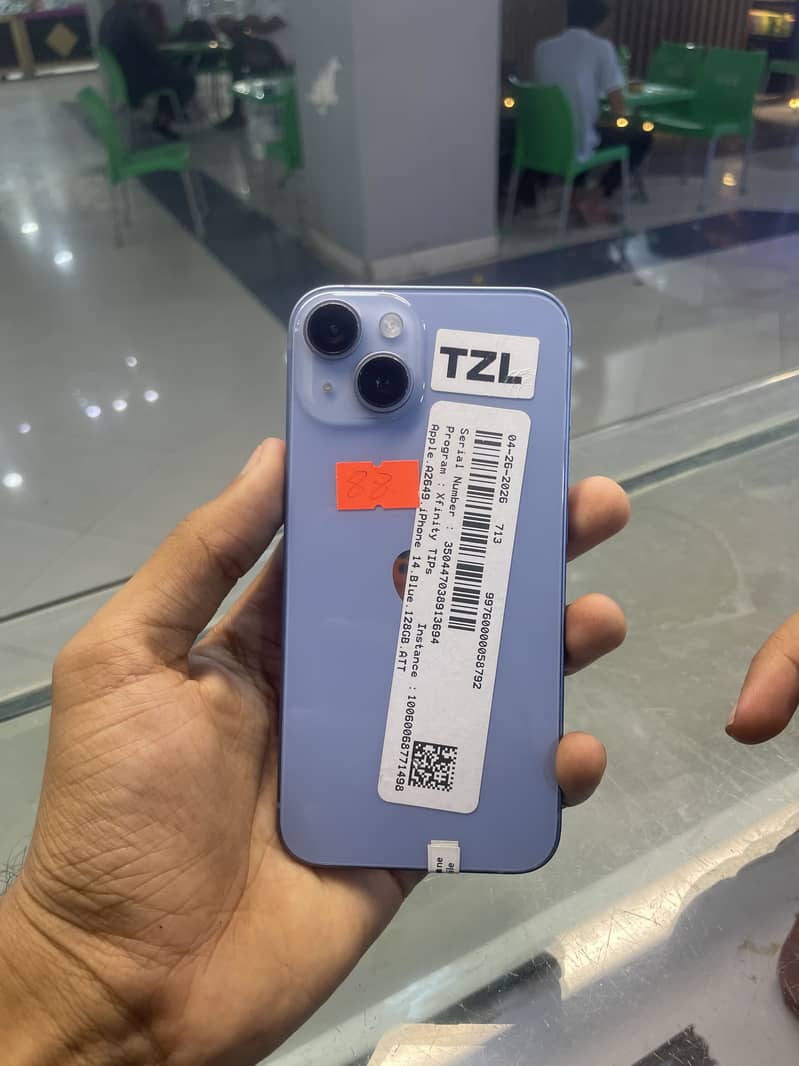 Apple iPhone 14 3