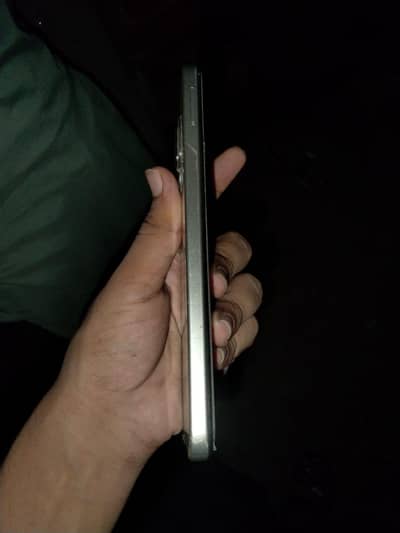 Infinix Hot 50i exchange possible 6/128 with box charge