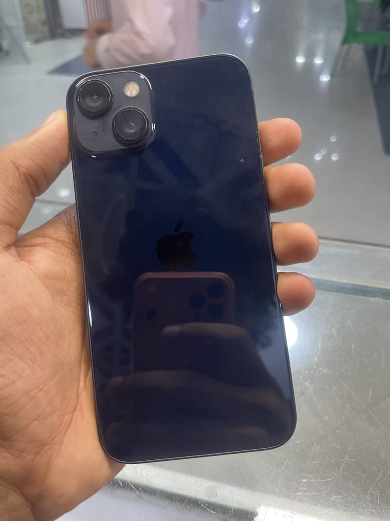 Apple iPhone 13 2