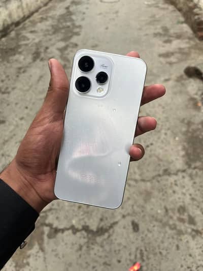 OPPO Reno 15 abi 11 month warranty pari ha