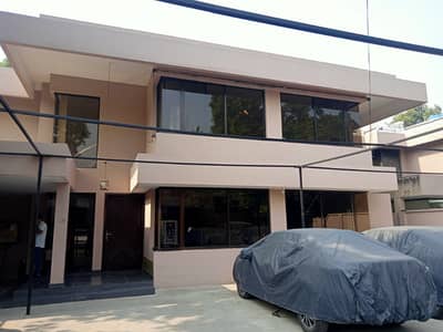 1 KANAL HOUSE FOR RENT GULBERG JAIL ROAD GARDEN MODEL MUSLIM IQBAL JOHAR TOWN SHADMAN GOR UPPER MALL LAHORE