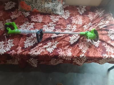 charging wala grass cutter hai brand new hai