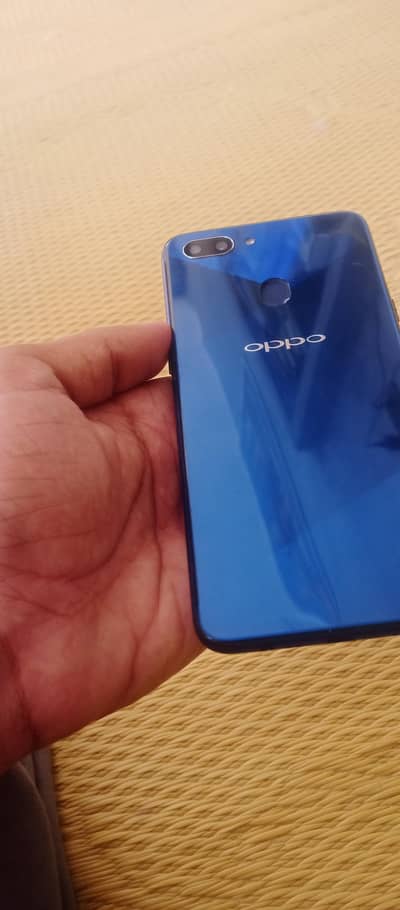 OPPO A5 urgent sale krna ha jis na Lena ha wo rabta kra