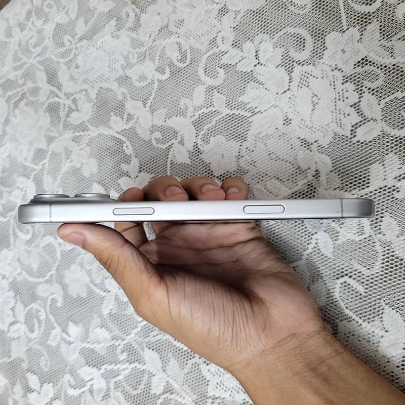 Apple iPhone 17 Pro Max Replic@ 3