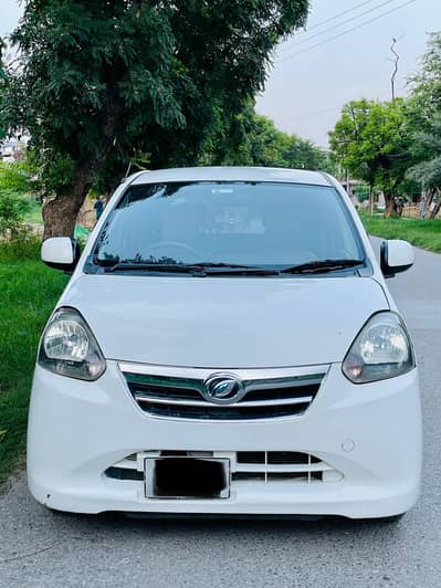 Daihatsu Mira 2012