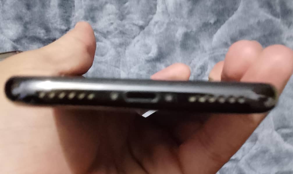 Apple iPhone X 0