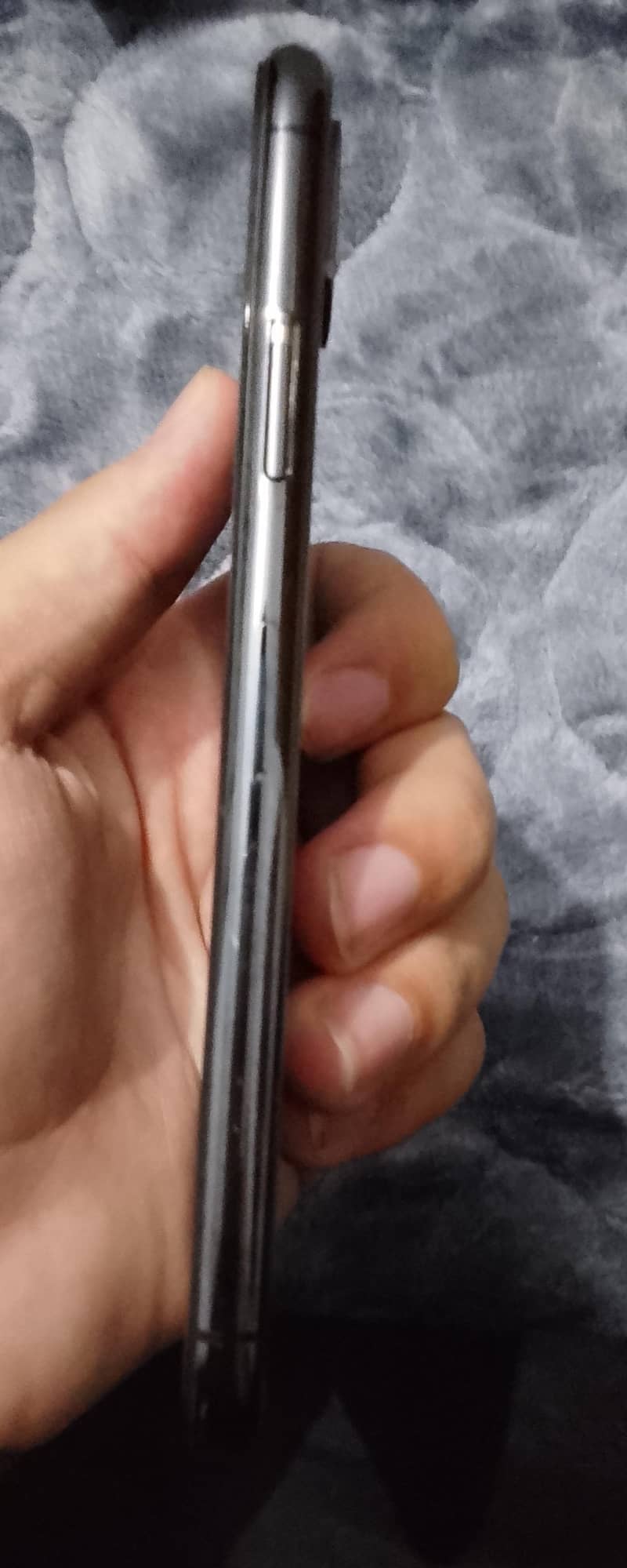 Apple iPhone X 3