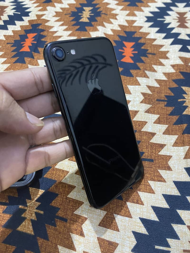 iPhone 7 2